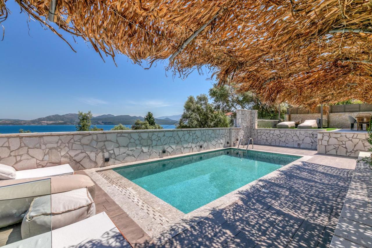 White Rock Villas Никиана Екстериор снимка